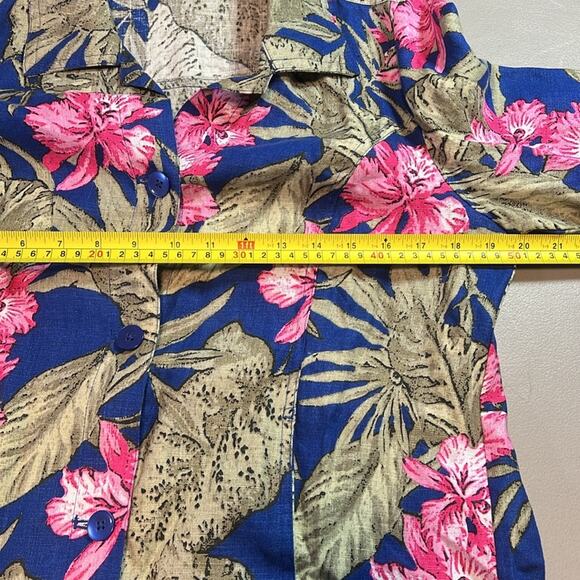 Chico's Blue Green Pink Floral Button Up Shirt 100% Linen Women's Size 1 Medium! - Picture 5 of 7